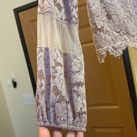 Gimmicks Top - Picture 5 of 6